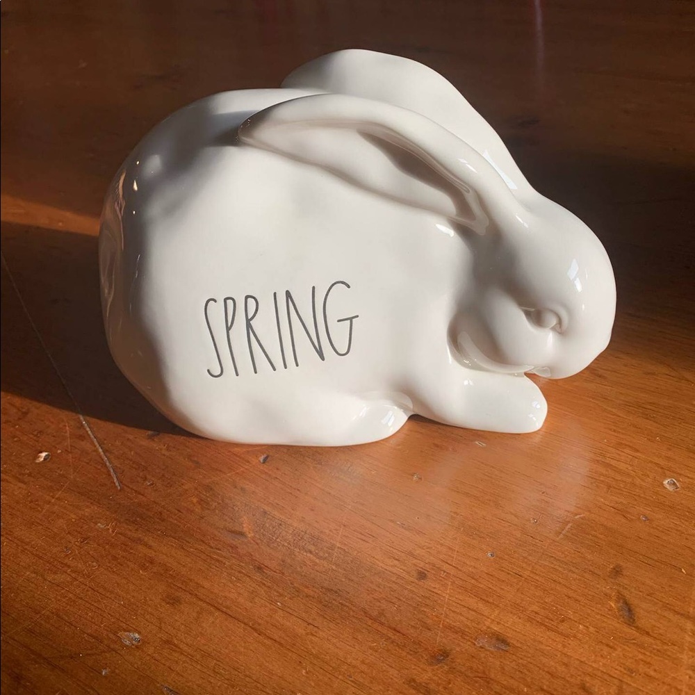 Rae Dunn Spring Decoration